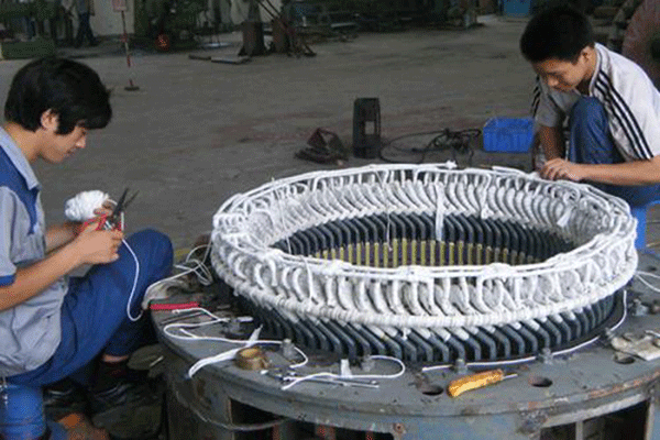 西安西瑪高壓電機(jī)外殼帶電的主要原因和過(guò)程解析。